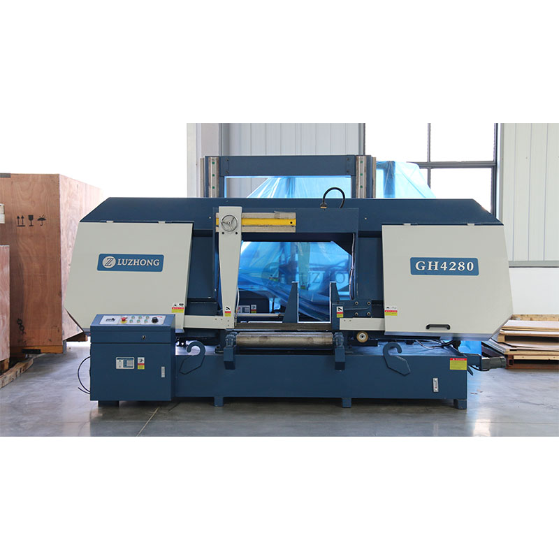 How to improve the working efficiency of a band saw?