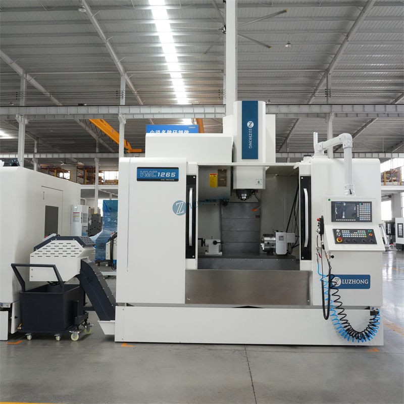 What are the differences between a machining center and a CNC milling machine?